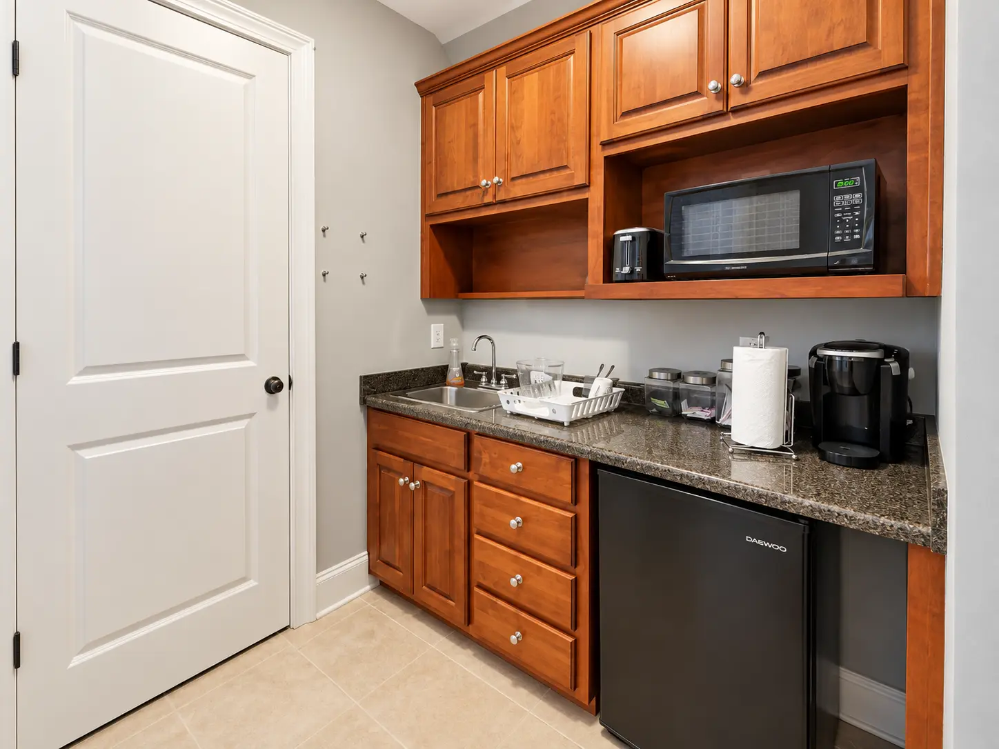 Turnkey private office with high-speed internet at Easy Office Suites Athens GA