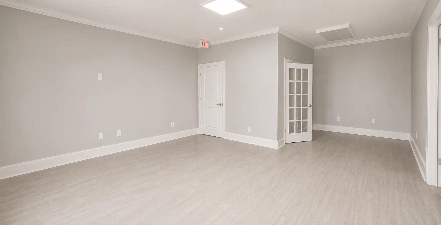 Private office interior in main floor suite - Easy Office Suites Bogart GA